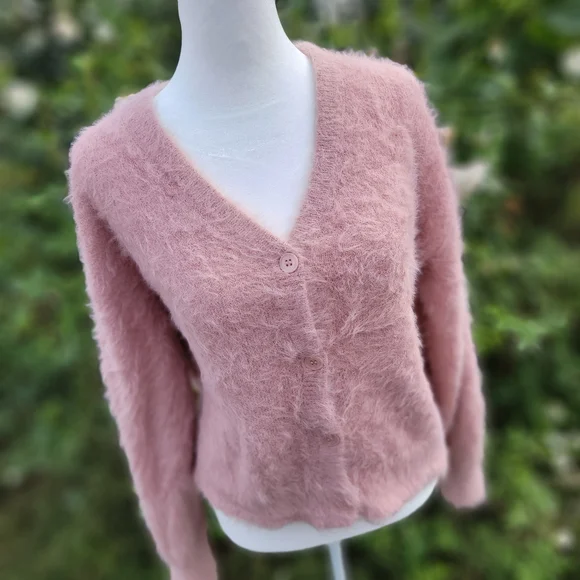 Velvet By Graham & Spencer Pink Fuzzy Cardigan Sweater Top Medium - Picture 3 of 7